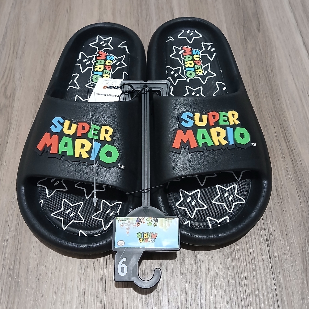 Super mario slippers Size 9